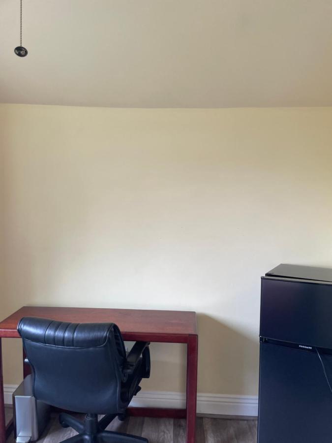 Small Private La Bedroom W Wifi - Private Fridge - Ac Near Usc - Exposition Park - Usc Memorial Coliseum - Banc Of California Bmo Stadium - Downtown Los Angeles Dtla - University Of Southern California Usc!!! 外观 照片